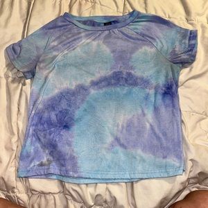 Women’s tie die tshirt